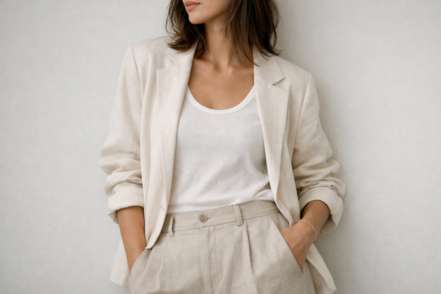 Models with Clean Minimalist Style – 7 Top Examples – trophydaughter.com