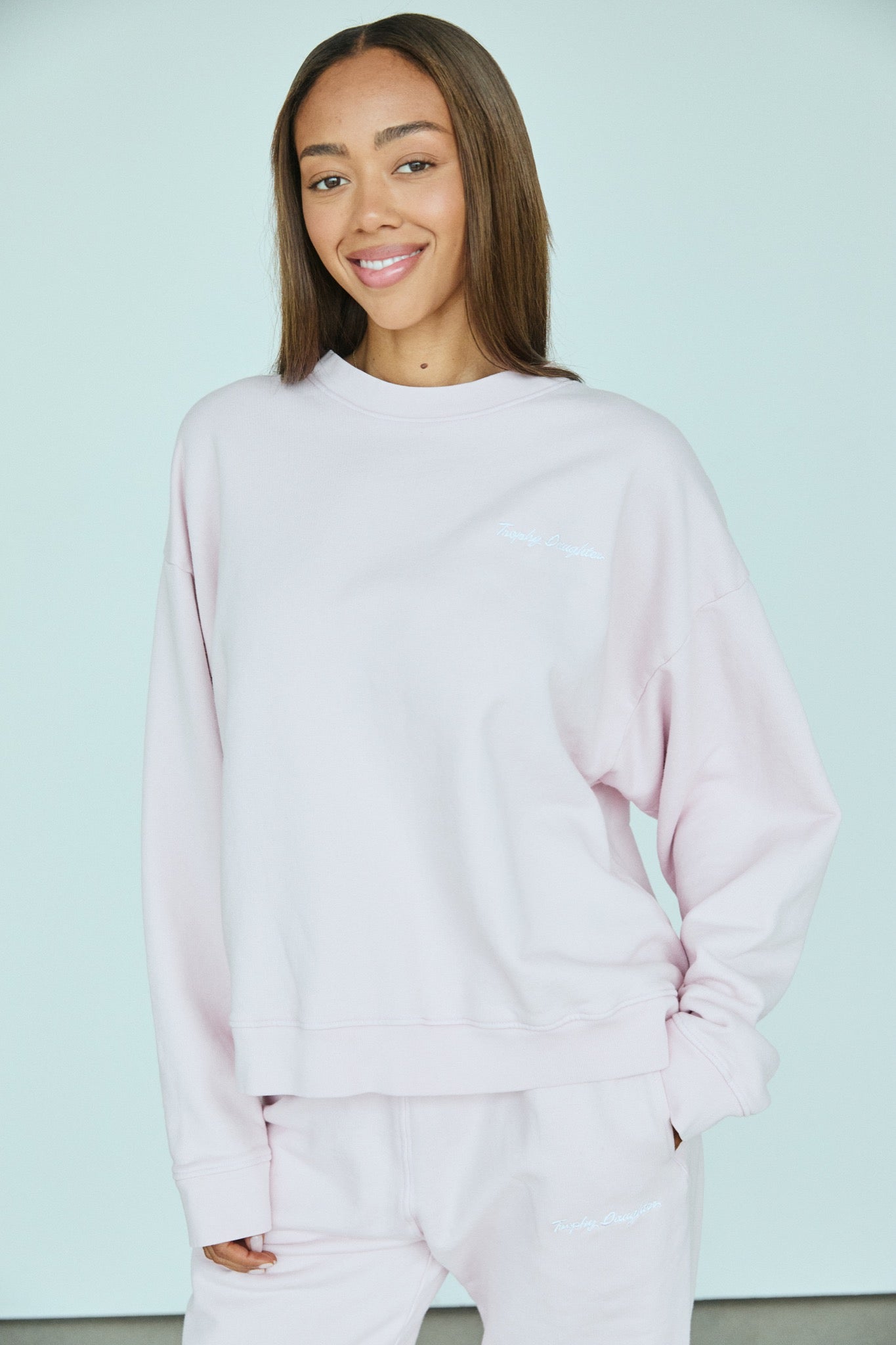Chloe Signature Crewneck - Spoil me Pink