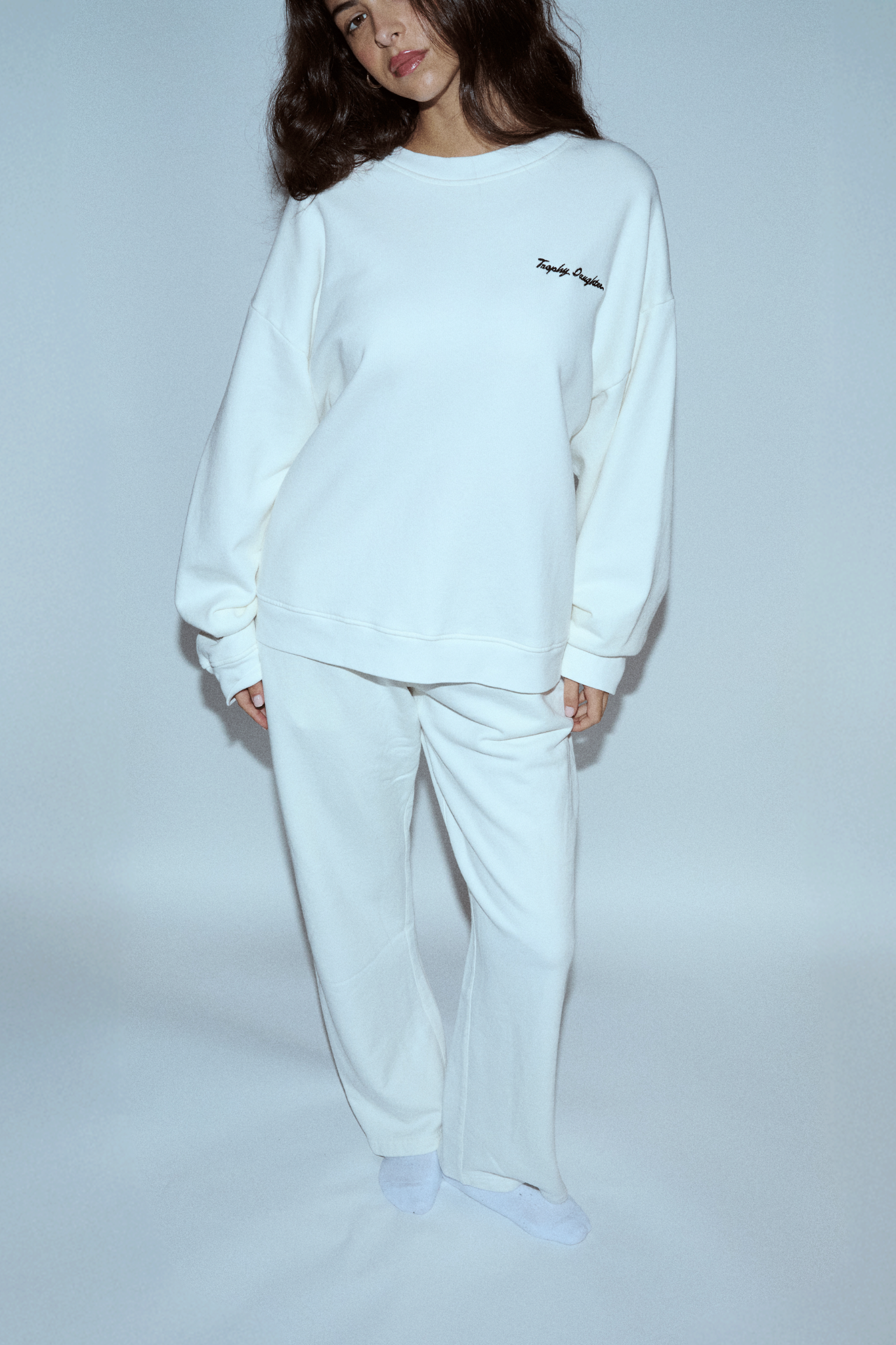 Chloe Signature Crewneck - Old Money Cream